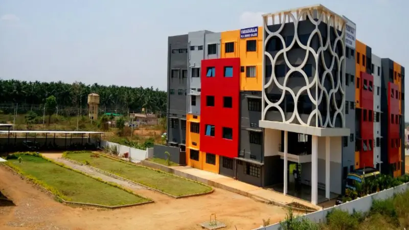 Varadaraja PU College Tumkur